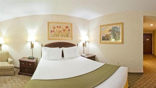 Express Nashville-hendersonville By Ihg