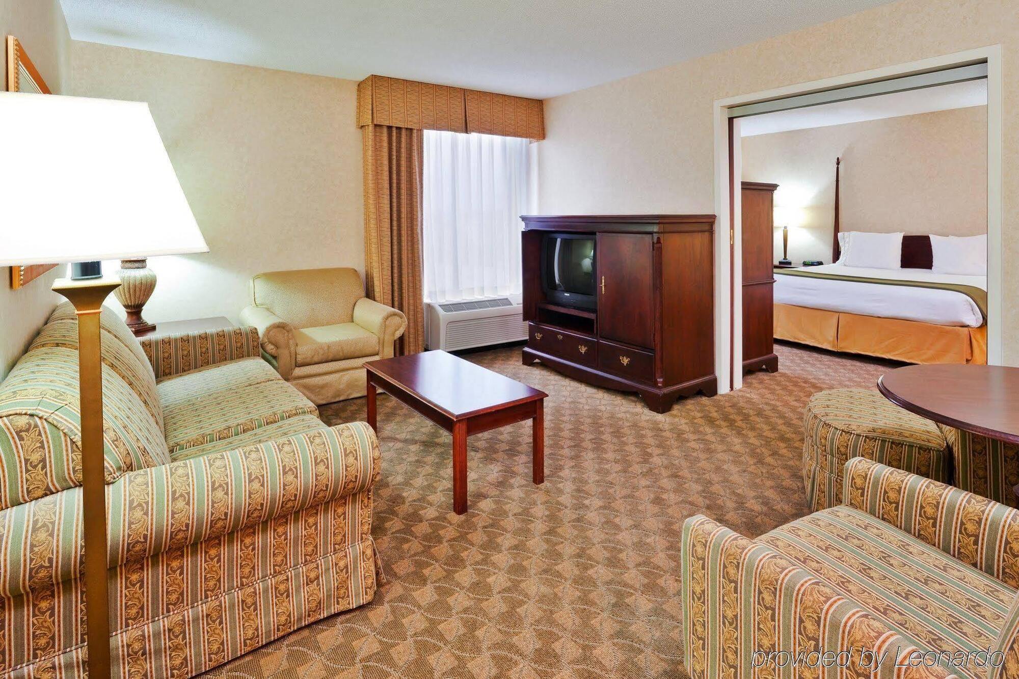 Hotel Express Nashville-hendersonville By Ihg Hendersonville